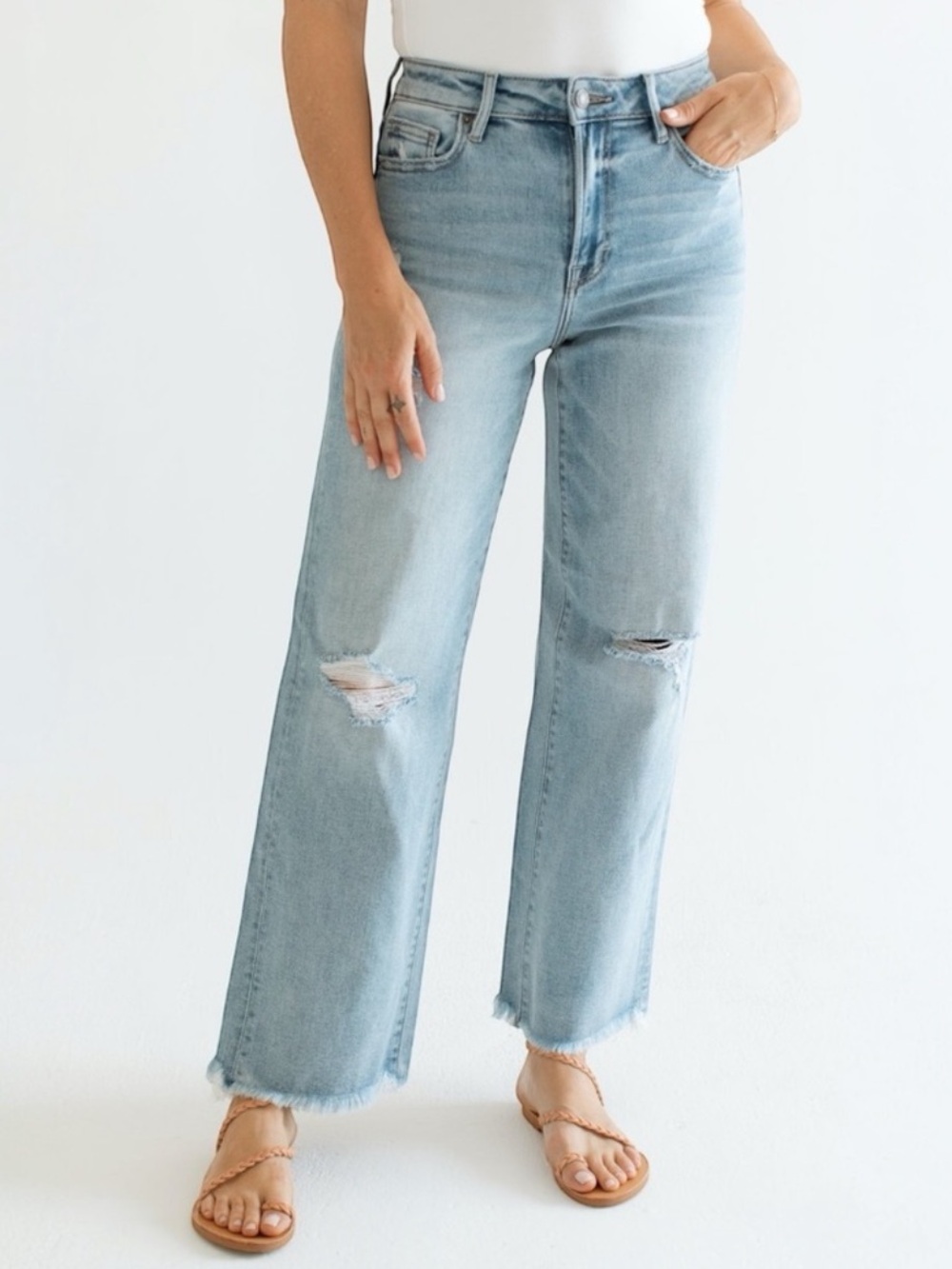 CJLA Light Wash Dylan Dad Jeans straight raw hem distressed Size 7